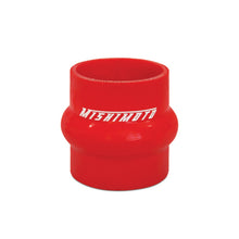 Cargar imagen en el visor de la galería, Mishimoto 2.5in Red Hump Hose Coupler