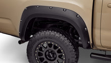 Cargar imagen en el visor de la galería, Bushwacker 16-18 Toyota Tacoma Pocket Style Flares 2pc 60.5/73.7in Bed - Black