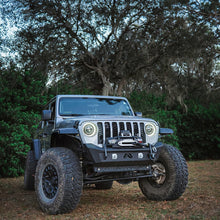 Cargar imagen en el visor de la galería, Oracle Jeep JL/Gladiator JT Oculus Bi-LED Projector Headlights - Amber/White Switchback