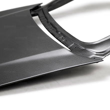 Cargar imagen en el visor de la galería, Seibon 17-18 Acura NSX OEM-style Dry Carbon Trunk