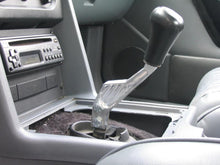 Cargar imagen en el visor de la galería, UMI Performance 79-04 Ford Mustang Billet Aluminum Short Shifter