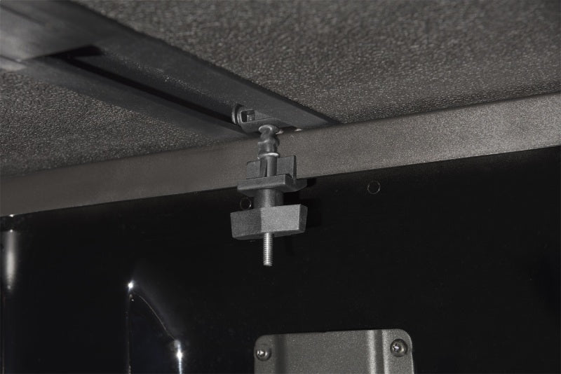 Extang 07-13 Chevy/GMC Silv/Sierra (8ft) / 14 2500HD/3500HD (w/o Track System) Solid Fold 2.0