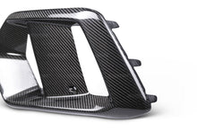 Cargar imagen en el visor de la galería, Seibon 16-18 Ford Focus RS Carbon Fiber Fog Light Surrounds