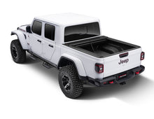 Cargar imagen en el visor de la galería, Roll-N-Lock 2020 Jeep Gladiator 5ft bed (w/ Trail Rail System) M-Series Retractable Tonneau Cover