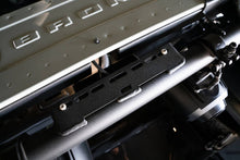 Cargar imagen en el visor de la galería, DV8 Offroad 21-22 Ford Bronco 4dr Rear Speaker &amp; Light Mount Bar