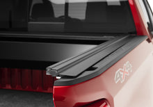 Cargar imagen en el visor de la galería, Retrax 2019 Chevy &amp; GMC 5.8ft Bed 1500 RetraxONE MX