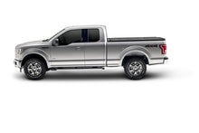 Cargar imagen en el visor de la galería, UnderCover 15-20 Ford F-150 5.5ft Ultra Flex Bed Cover - Matte Black Finish