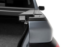 Cargar imagen en el visor de la galería, Roll-N-Lock 2019 Chevrolet Silverado 1500 XSB 68-3/8in A-Series Retractable Tonneau Cover