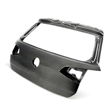 Cargar imagen en el visor de la galería, Seibon 15-19 Volkswagen Golf/GTI/Golf R OEM-Style Carbon Fiber Trunk Lid