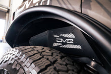 Cargar imagen en el visor de la galería, DV8 Offroad 21-22 Ford Bronco Rear Inner Fender Liners
