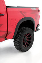 Cargar imagen en el visor de la galería, Lund 19-21 Chevy Silverado 1500 SX-Sport Smooth Elite Series Rear Fender Flares - Black (2 Pc.)