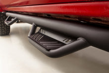 Cargar imagen en el visor de la galería, Lund 16-19 Toyota Tacoma Crew Cab Terrain HX Step Nerf Bars - Black