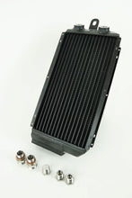 Cargar imagen en el visor de la galería, CSF 65-89 Porsche 911 / 930 OEM+ High-Performance Oil Cooler