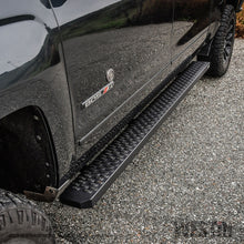 Cargar imagen en el visor de la galería, Westin Grate Steps Running Boards 86 in - Textured Black