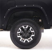 Cargar imagen en el visor de la galería, EGR 14+ Chev Silverado 6-8ft Bed Bolt-On Look Color Match Fender Flares - Set - Black