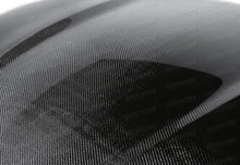 Cargar imagen en el visor de la galería, Seibon 09-10 Nissan 370z OEM-style Carbon Fiber Hood