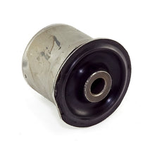 Cargar imagen en el visor de la galería, Omix Frt Upper Control Arm Bushing 99-04 Grand Cherokee