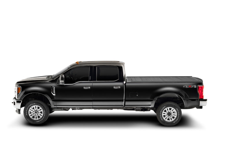 Retrax 17-18 Super Duty F-250-350 Short Bed w/ Stake Pocket (Aluminum Cover) RetraxPRO MX