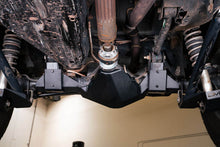 Cargar imagen en el visor de la galería, DV8 Offroad 21-22 Ford Bronco Rear Differential Skid Plate