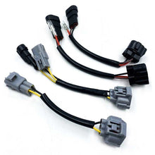 Cargar imagen en el visor de la galería, AlphaRex 16-20 Toyota Tacoma TRD Wiring Adapter AlphaRex Projector Headlight Converter