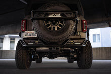 Cargar imagen en el visor de la galería, DV8 Offroad 21-23 Ford Bronco Rear License Plate Relocation Bracket