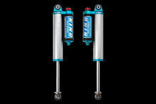 Cargar imagen en el visor de la galería, King Shocks 2019+ Mercedes-Benz Sprinter Rear 4WD 2500 2.5 SSPB Pair W/ Adj (3500 Req KH02-207)
