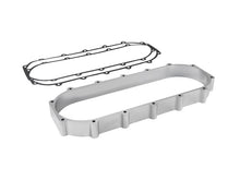 Cargar imagen en el visor de la galería, Skunk2 Ultra Series Honda/Acura Silver RACE Intake Manifold 2 Liter Spacer (Inc Gasket &amp; Hardware)