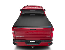 Cargar imagen en el visor de la galería, Lund 14-17 Toyota Tundra Fleetside (6.5ft. Bed) Hard Fold Tonneau Cover - Black