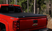 Cargar imagen en el visor de la galería, Lund 21-23 Ford F-150 (5.5ft. Bed) Hard Fold Tonneau Cover - Black