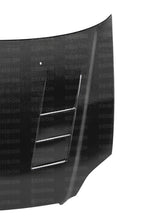 Cargar imagen en el visor de la galería, Seibon 96-98 Honda Civic (EM1/EJ6/EJ7/EJ8/EK9) TS Style Carbon Fiber Hood