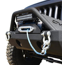 Load image into Gallery viewer, DV8 Offroad 07-18 Jeep Wrangler JK/JL FS-15 Steel Stubby Front Bumper w/ Fog Lights