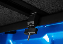 Cargar imagen en el visor de la galería, Extang 19-22 Dodge Ram (5ft. 7in. Bed) Solid Fold ALX