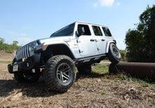 Cargar imagen en el visor de la galería, N-Fab Trail Slider Steps 2020 Jeep Wrangler Gladiator JT 4 Door All Beds - SRW - Textured Black