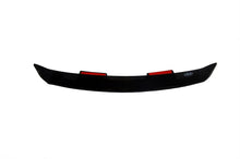 Cargar imagen en el visor de la galería, AVS 96-98 Honda Civic Carflector Low Profile Hood Shield - Smoke