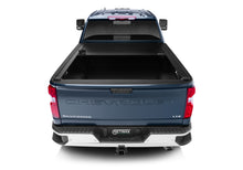 Cargar imagen en el visor de la galería, Retrax 2019Chevy &amp; GMC 6.5ft Bed 1500 RetraxPRO XR