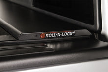 Cargar imagen en el visor de la galería, Roll-N-Lock 05-15 Toyota Tacoma Double Cab SB 59-1/2in M-Series Retractable Tonneau Cover