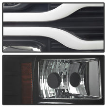 Cargar imagen en el visor de la galería, Spyder Chevy Silverado 1500 07-13 Version 3 Projector Headlights - Black PRO-YD-CS07V3-LBDRL-BK