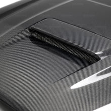 Cargar imagen en el visor de la galería, Seibon 2018+ Toyota Tacoma TR-Style Carbon Fiber Hood