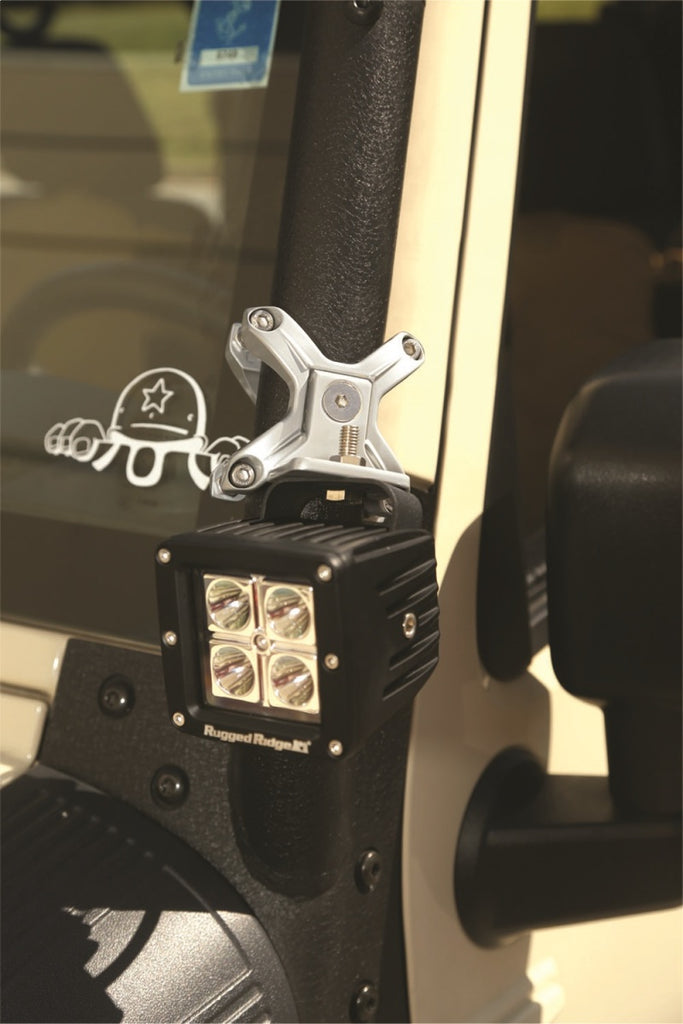 Rugged Ridge 1.25-2.0in Silver X-Clamp