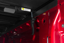 Cargar imagen en el visor de la galería, Tonno Pro 07-13 Chevy Silverado 1500 6.6ft Fleetside Hard Fold Tonneau Cover