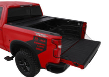 Cargar imagen en el visor de la galería, Roll-N-Lock 2019 Ford Ranger 61in A-Series Retractable Tonneau Cover