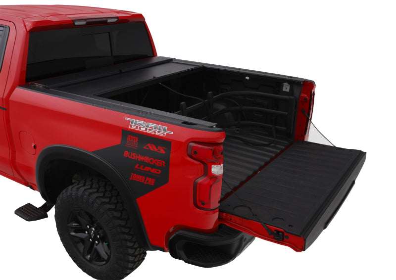 Roll-N-Lock 2022 Toyota Tundra Crew/Double Cab (5ft6in Bed) A-Series Retractable Tonneau Cover