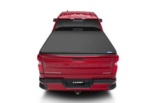 Cargar imagen en el visor de la galería, Lund 07-13 Chevy Silverado 1500 (6.5ft. Bed) Genesis Elite Tri-Fold Tonneau Cover - Black