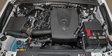 Cargar imagen en el visor de la galería, K&amp;N 16-19 Toyota Tacoma V6-3.5L Performance Air Intake System