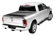 Cargar imagen en el visor de la galería, Roll-N-Lock 2009 Dodge Ram 1500 SB 76in M-Series Retractable Tonneau Cover