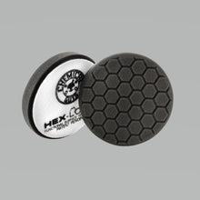 Cargar imagen en el visor de la galería, Chemical Guys Hex-Logic Self-Centered Finishing Pad - Black - 4in