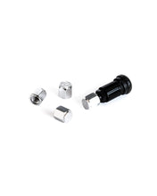 Cargar imagen en el visor de la galería, Fifteen52 Valve Stem Cap Set - Silver - 4 Pieces