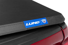 Cargar imagen en el visor de la galería, Lund 19-23 Chevrolet Silverado 1500 6.5ft Bed Genesis Tri-Fold Tonneau - Black