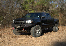 Cargar imagen en el visor de la galería, Superlift 05-20 Toyota Tacoma 4WD (Excl TRD Pro Models) - w/ King Shocks 3in Lift Kit