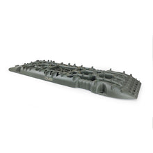 Cargar imagen en el visor de la galería, DV8 Offroad Recovery Traction Boards w/ Carry Bag - Olive